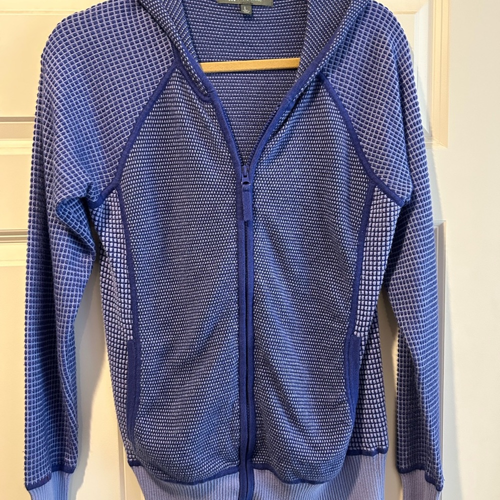 Title Nine Hooded Zip-up Sweater